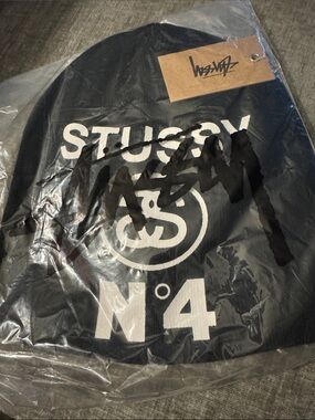 Rare Stussy skull cap Black Beanie with White Logo and N°4 Print